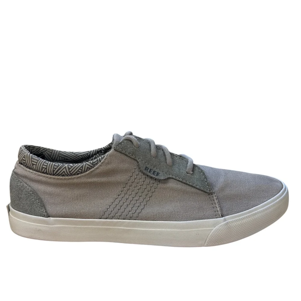REEF Premium Lifestyle Sneakers Mens 9 Grey Low Top Canvas Skate Surf Casual